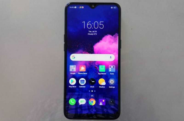 Обзор Realme 3i: если нужен красивый бюджетный смартфон